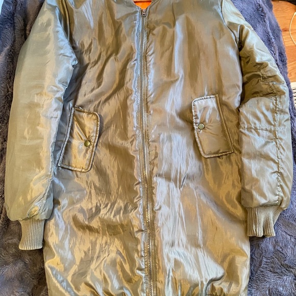 Jacket - Picture 3 of 4